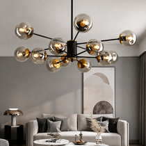 Modern taklampa med glaskulor