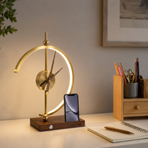 LumiCharge LED-bordslampa i guld med trådlös laddning